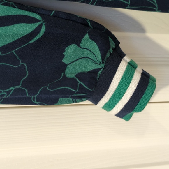 Anne Weyburn - Picture 2 of 4